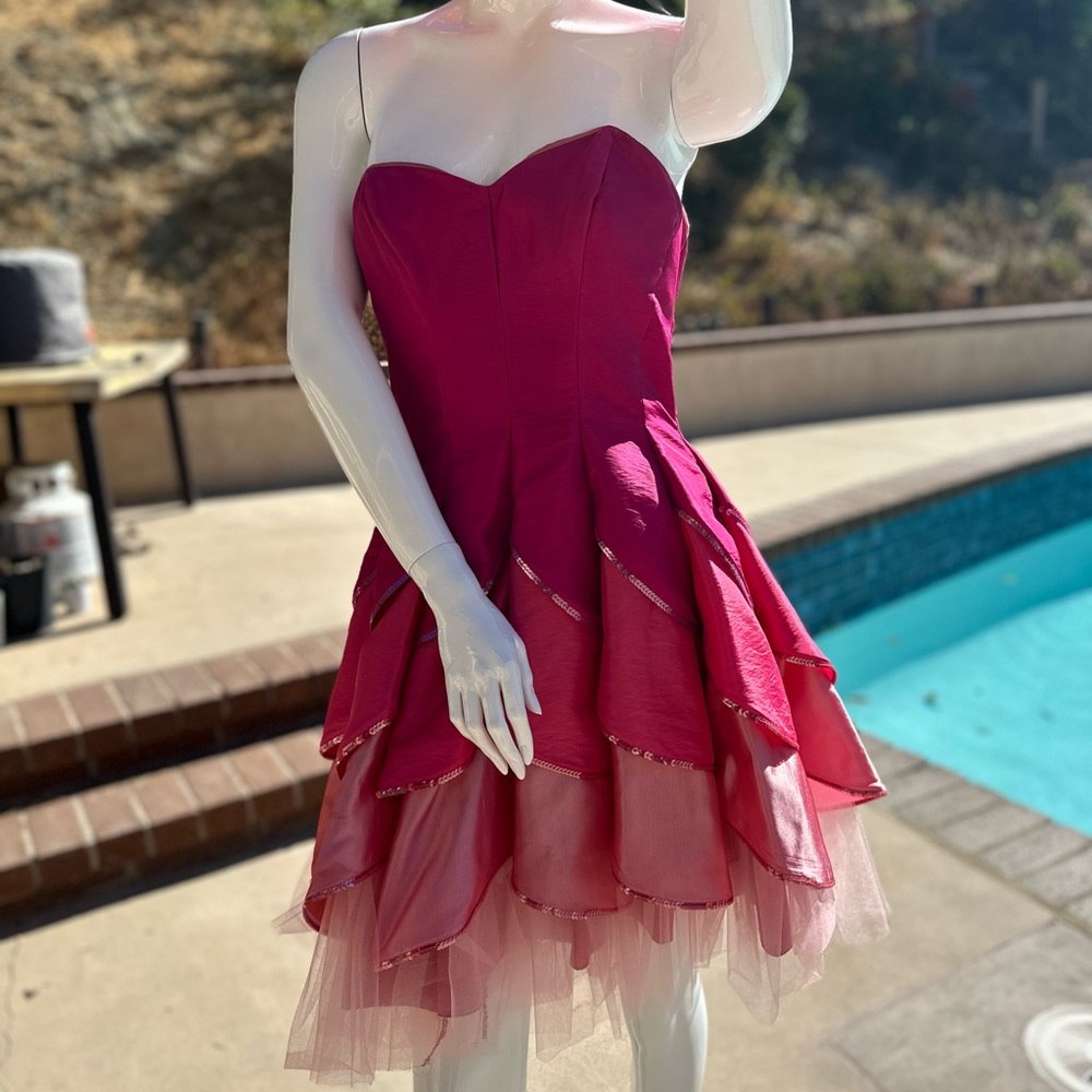 Betsy Johnson Dress Hot Pink Ruffle Ruched Dres. Size 6